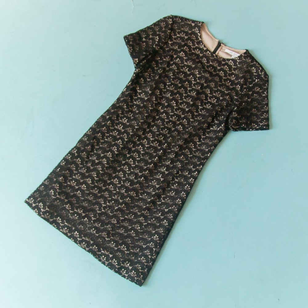 Diane Von Furstenberg Black Eyelet Lace Retro Short Sleeve Mini Dress Sz 4
